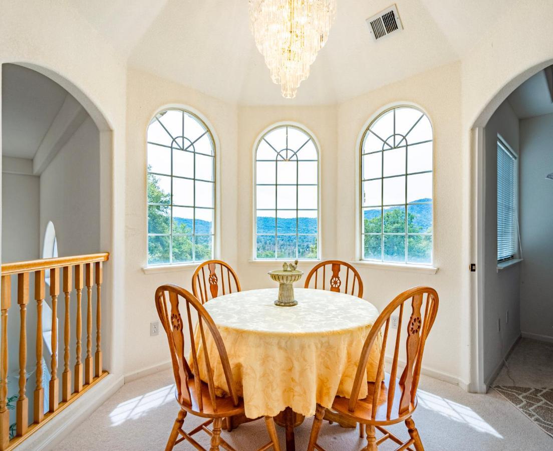 Villa Mountain Majesty With Hot Tub, Pool Table, Generator, Ev Hookup Oakhurst Exterior foto