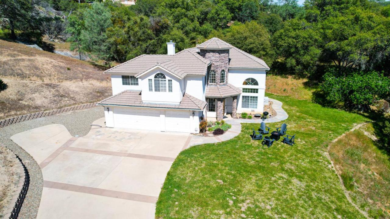 Villa Mountain Majesty With Hot Tub, Pool Table, Generator, Ev Hookup Oakhurst Exterior foto