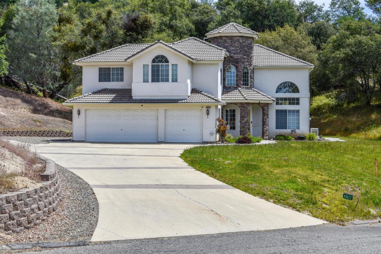 Villa Mountain Majesty With Hot Tub, Pool Table, Generator, Ev Hookup Oakhurst Exterior foto